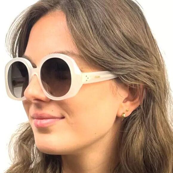 🕶️ New Celine CL40242I 25K Sunglasses -Matte Pearl Frame, Grey Lenses - Picture 1 of 10
